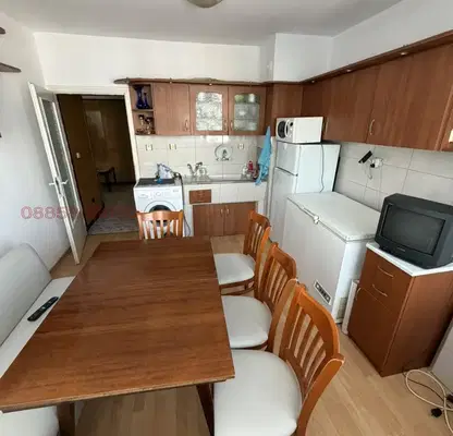 Photo 3 — 3-bedroom apartment in Dobrich, Dobrotica - Albenska