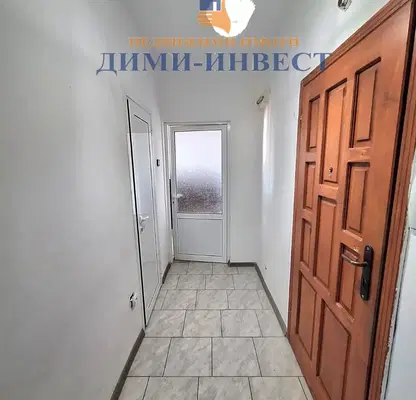 Снимка 4 — Гарсониера в кв. Христо Ботев, Добрич с тераса