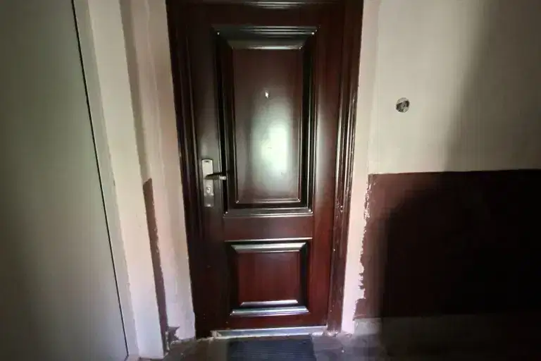 One-room apartment in Dolna Mitropoliya with terrace and basement