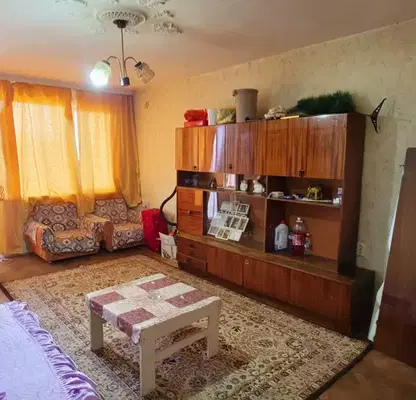 Снимка 5 — Двустаен апартамент 66 кв.м. в Елхово саниран блок