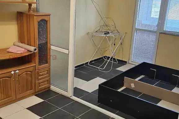 One-room apartment in the center of Elin Pelin with elevator