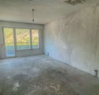 Photo 2 — 2-bedroom apartment in област София, Etropole