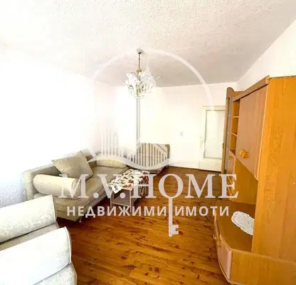 Photo 2 — Spacious 4-room apartment with 3 bedrooms in Etropole