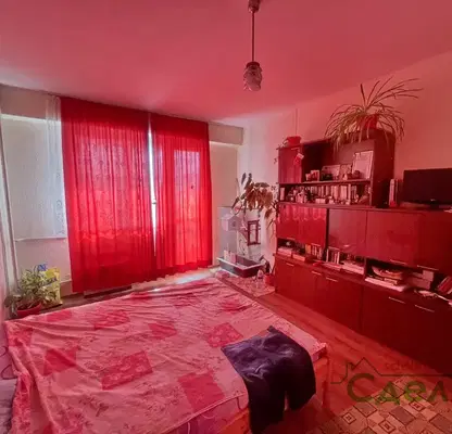 Снимка 2 — Гарсониера 38 кв.м в Младост, Габрово с остъклена тераса