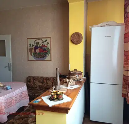Photo 3 — Two-room apartment in Gabrovo, Mladost with elevator and parking