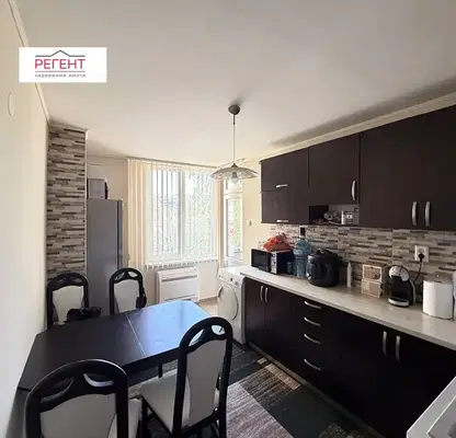 Photo 3 — 3-bedroom apartment in Gabrovo, Mladost