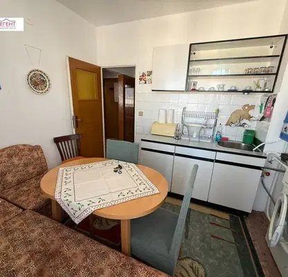 Photo 4 — Two-room apartment in Gabrovo, Mladost district, with elevator