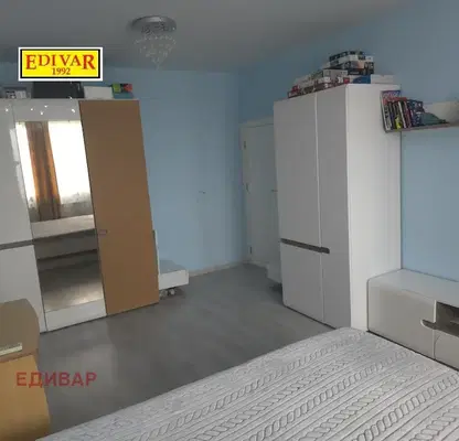 Photo 4 — 4-bedroom apartment in Oblast Dobrich, General Toshevo