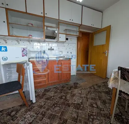 Снимка 3 — Двустаен апартамент с тераса в Горна Оряховица, кв. Пролет
