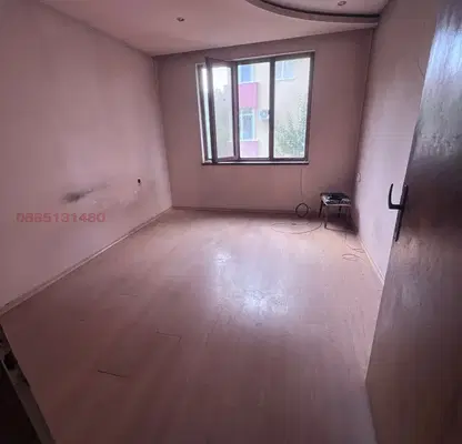 Photo 4 — Three-room apartment with garage in Gorna Oryahovitsa above the City Garden