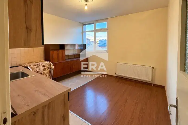3-bedroom apartment in Haskovo, Badema