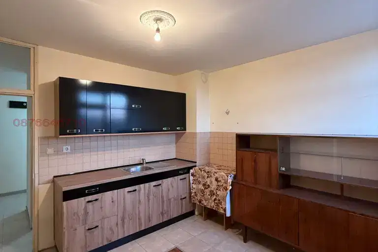 4-bedroom apartment in Haskovo, Badema