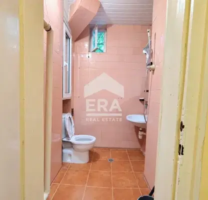 Photo 5 — Three-room apartment with parking space in the centre of Haskovo