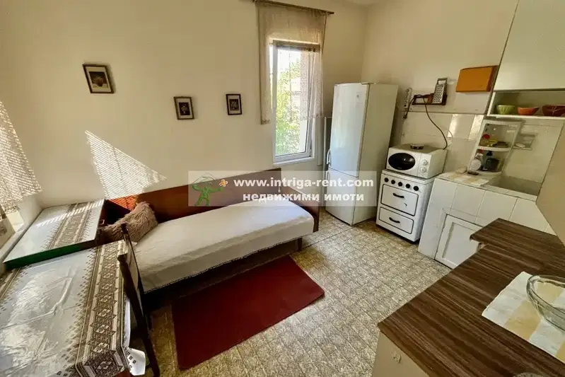 Three-room apartment in Haskovo Center with terrace