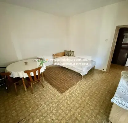 Photo 4 — Three-room apartment in Haskovo Center with terrace