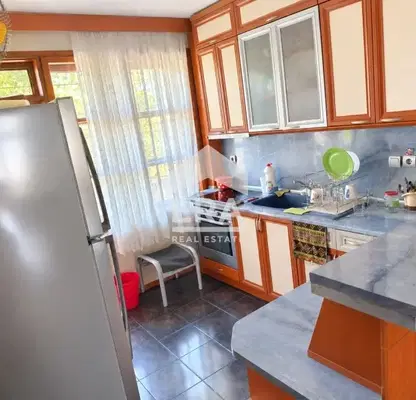 Photo 3 — Spacious 3-room apartment in Lyuben Karavelov, Haskovo