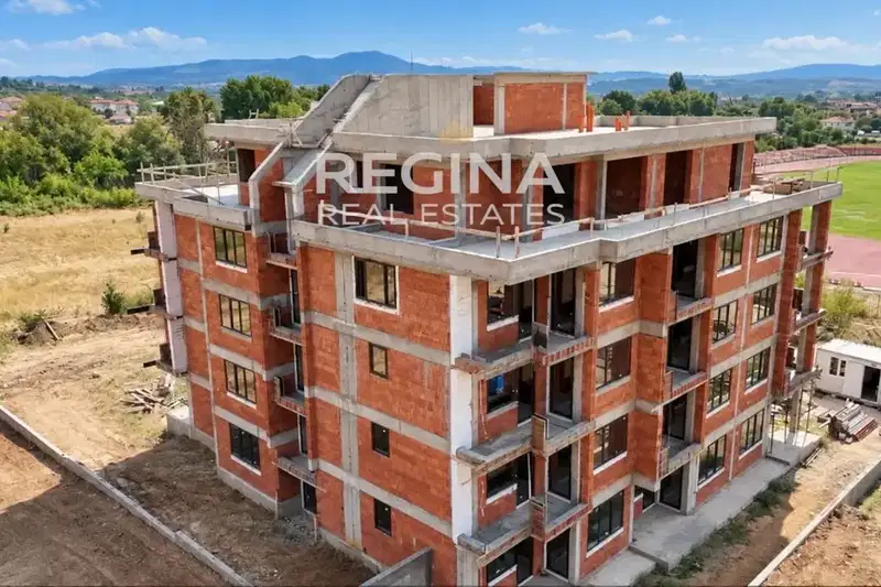 Attic 3-room apartment in Hisarya with panoramic terrace