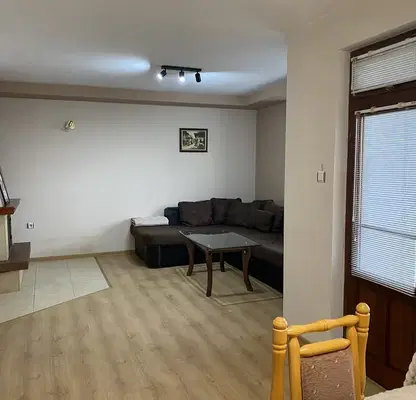Снимка 2 — Двустаен апартамент 80 кв.м в Карлово с тераса