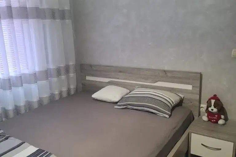 Two-room apartment in Kazanlak with separate kitchen