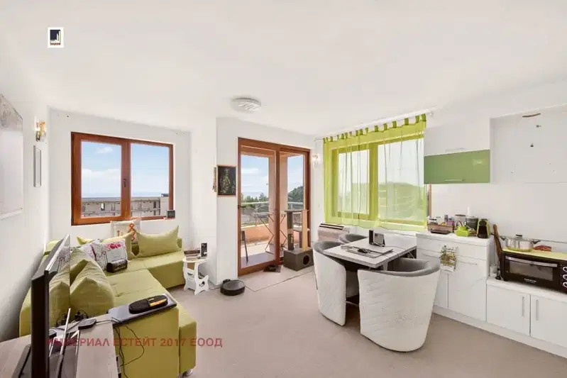 3-bedroom apartment in k.k. Chayka