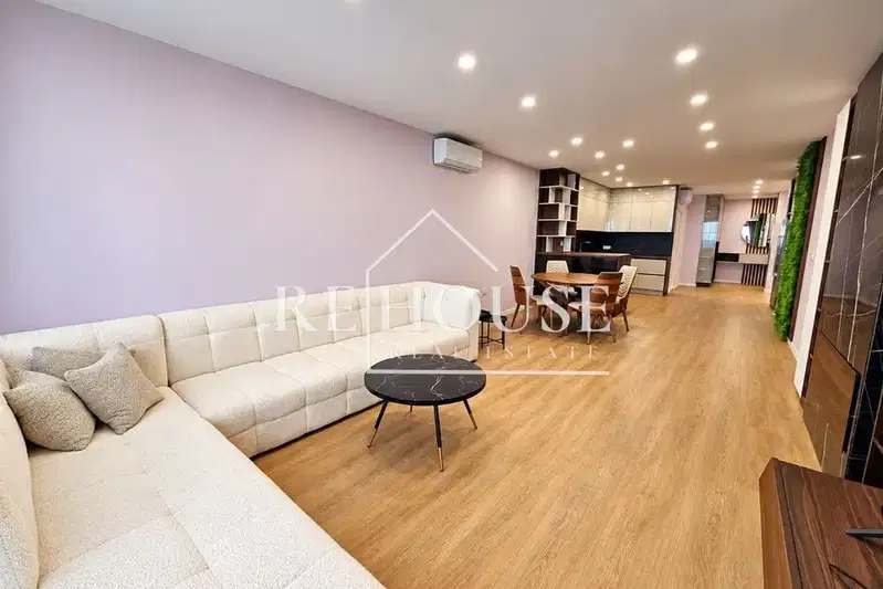 4-bedroom apartment in k.k. Chayka
