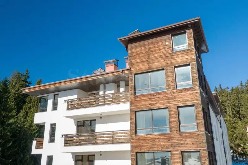Studio apartment with terrace in Pamporovo resort, Smolyan region