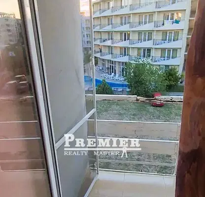 Снимка 4 — Студио апартамент в Слънчев бряг с тераса и паркинг