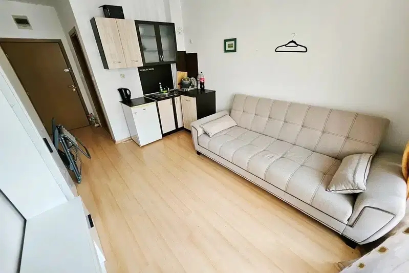 One-room apartment in Sunny Beach with terrace and security