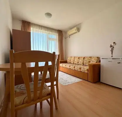 Photo 5 — Studio apartment in Sunny Beach resort with balcony