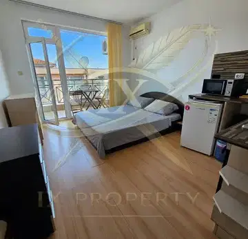 Снимка 3 — Едностаен апартамент в Слънчев бряг с гледка към басейна