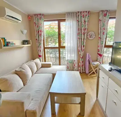 Photo 3 — 1-room apartment in Sunny Beach resort with pool