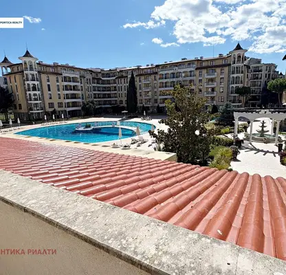 Photo 3 — One-room apartment in Sunny Beach resort with parking space