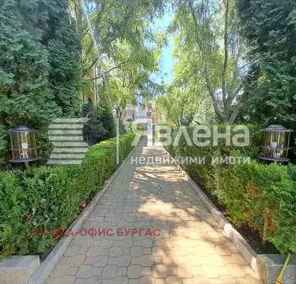 Снимка 3 — Студио апартамент в Слънчев бряг с басейн и асансьор