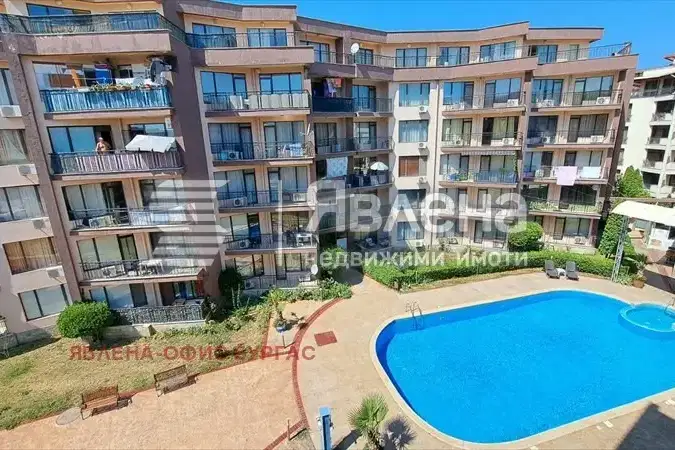 Two-room apartment in Sunny Beach with garden and pool view