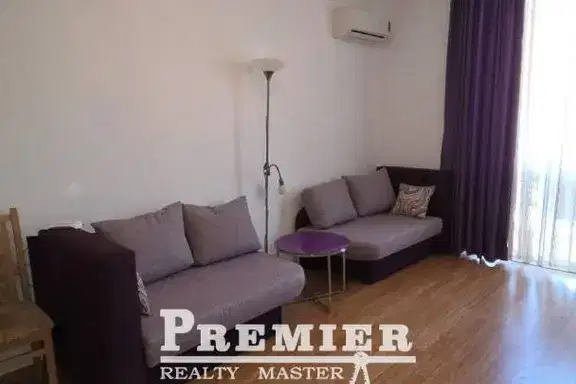 Two-room apartment in Sunny Beach resort with parking and pool
