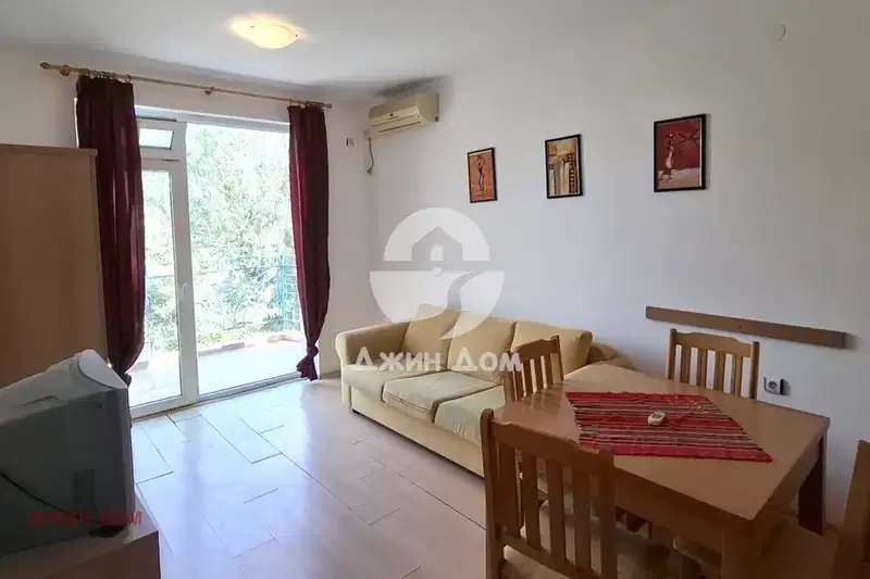 Two-room apartment with two terraces in Sunny Beach resort