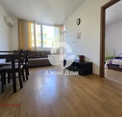 Photo 4 — Two-room apartment in Sunny Beach resort with terrace and parking