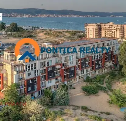 Снимка 2 — 2-стаен апартамент с фронтална морска гледка в Слънчев бряг