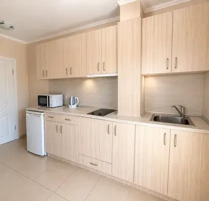 Photo 5 — Three-room apartment in Sunny Beach with balcony in gated complex