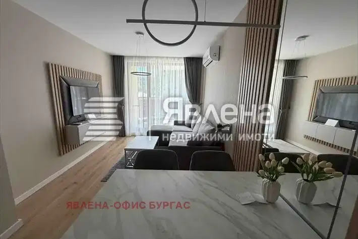 Двустаен апартамент в Слънчев бряг с модерно обзавеждане