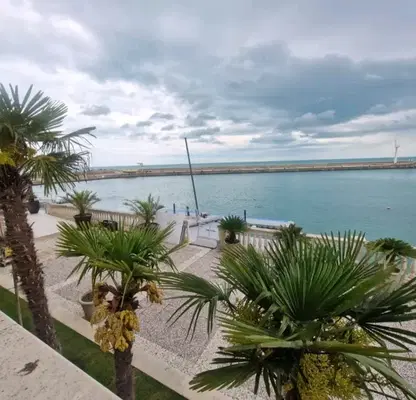 Photo 3 — Spacious 3-room apartment with sea view in Sunny Day resort