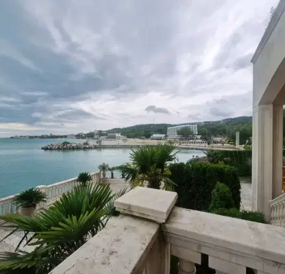 Photo 4 — Spacious 3-room apartment with sea view in Sunny Day resort