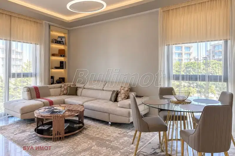 Two-room apartment in Sv. Sv. Konstantin i Elena with terrace