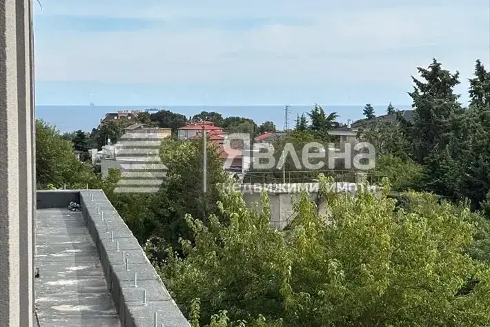 Two-room apartment with sea view in Sv. Sv. Konstantin i Elena