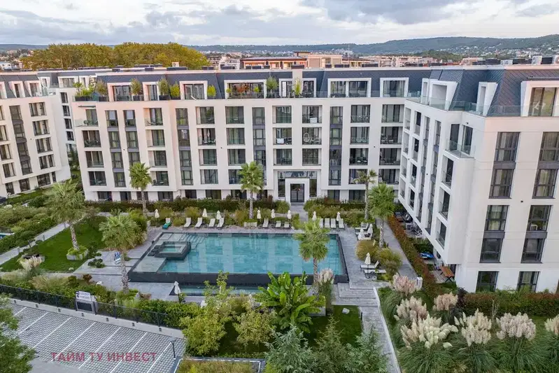4-bedroom apartment in Sv.Sv. Konstantin I Elena
