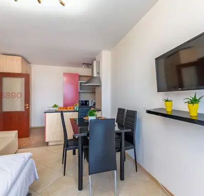 Photo 4 — 2-room apartment with sea view in Sv. Sv. Konstantin and Elena