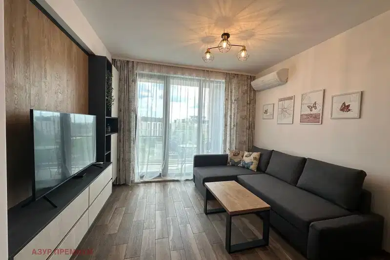 Two-room apartment in Sv. Sv. Konstantin and Elena with terrace