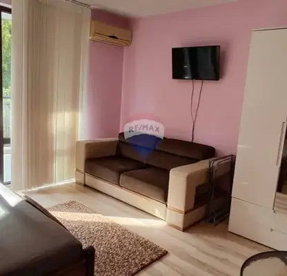 Photo 5 — One-room apartment with panoramic terrace in Zlatni Pyasatsi, Varna