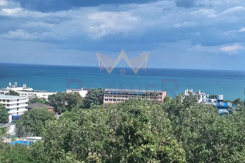 Тристаен апартамент с морска гледка в Златни пясъци, Варна