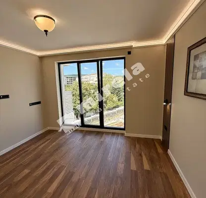 Photo 4 — Three-room apartment with sea view in Zlatni Pyasatsi resort